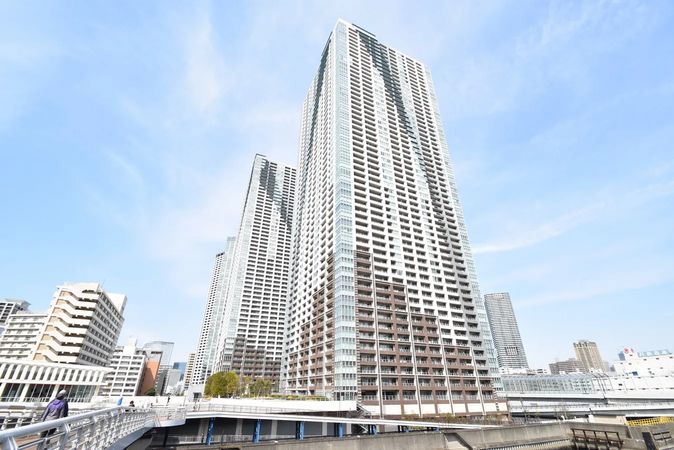 THE TOKYO TOWERS SEA TOWER 建物外観 THE TOKYO TOWERS SEA TOWER 建物外観