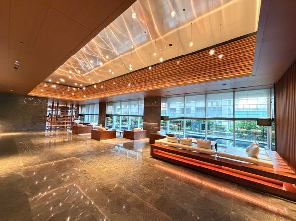 CAPITAL GATE PLACE THE TOWER 2階アクアラウンジ CAPITAL GATE PLACE THE TOWER 2階アクアラウンジ