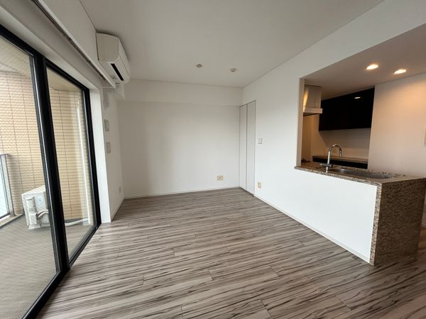 イニシアイオ西麻布 リビング・居室 イニシアイオ西麻布 リビング・居室