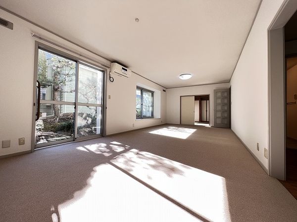 光町3丁目貸家 リビング 光町3丁目貸家 リビング