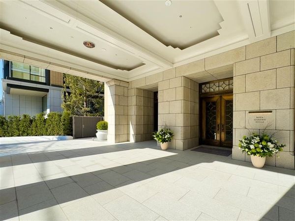 三田ガーデンヒルズ ウエストヒル メインエントランス車寄せ 三田ガーデンヒルズ ウエストヒル メインエントランス車寄せ