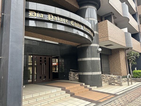 ダイアパレス千葉県庁前 オートロック付エントランス ダイアパレス千葉県庁前 オートロック付エントランス