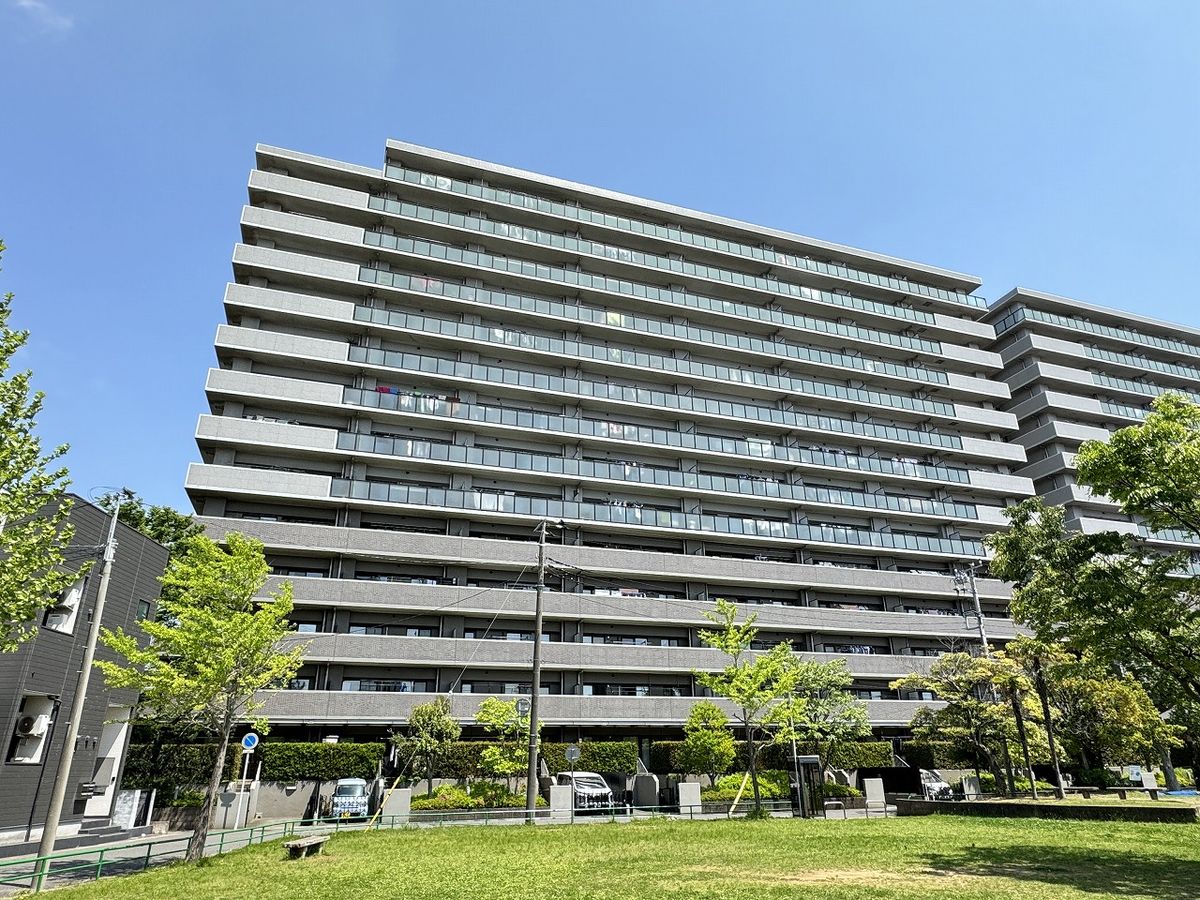 ロイヤルコート京葉蘇我 参番館 外観 ロイヤルコート京葉蘇我 参番館 外観