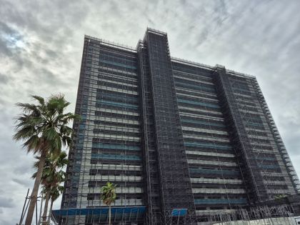 グランスイートブルー ベイフロントタワー ◇外観◇2012年2月築の分譲マンション◇明るい南西向き17階です。 グランスイートブルー ベイフロントタワー ◇外観◇2012年2月築の分譲マンション◇明るい南西向き17階です。