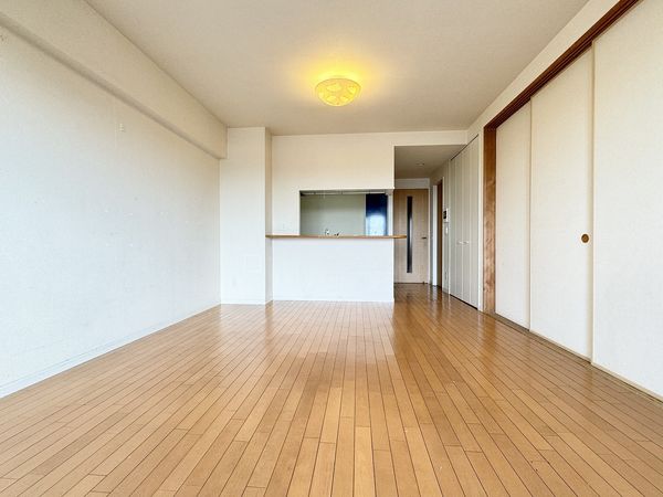 ウィライブ稲毛海岸 リビングダイニング(約12.6帖) ウィライブ稲毛海岸 リビングダイニング(約12.6帖)