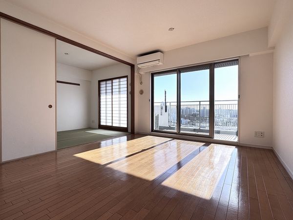 ウィライブ稲毛海岸 リビングダイニング(約12.6帖) ウィライブ稲毛海岸 リビングダイニング(約12.6帖)