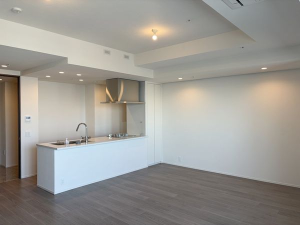 プラウドタワー小岩フロント 約17.7帖のリビングダイニング プラウドタワー小岩フロント 約17.7帖のリビングダイニング