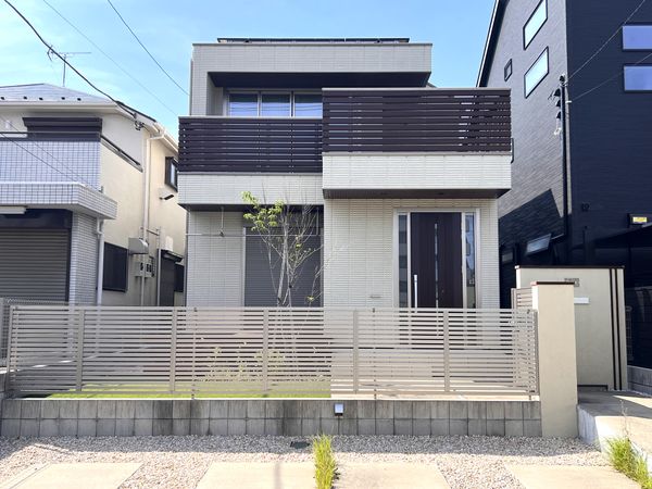 荏田南3丁目戸建 建物外観 令和3年5月築の一戸建て、駐車場2台分付きです 荏田南3丁目戸建 建物外観 令和3年5月築の一戸建て、駐車場2台分付きです