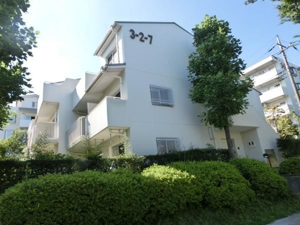 あざみ野団地3ー2ー7号棟 建物外観 あざみ野団地3ー2ー7号棟 建物外観