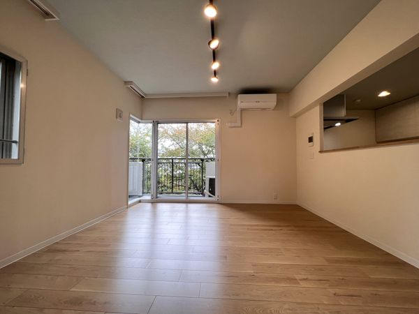 宮前平パーク・ホームズ 別方向から見たリビングダイニングキッチン 宮前平パーク・ホームズ 別方向から見たリビングダイニングキッチン