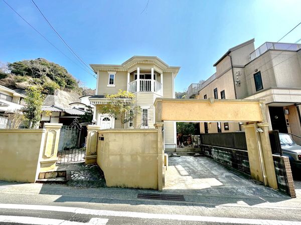 長谷5丁目貸家 建物外観 長谷5丁目貸家 建物外観