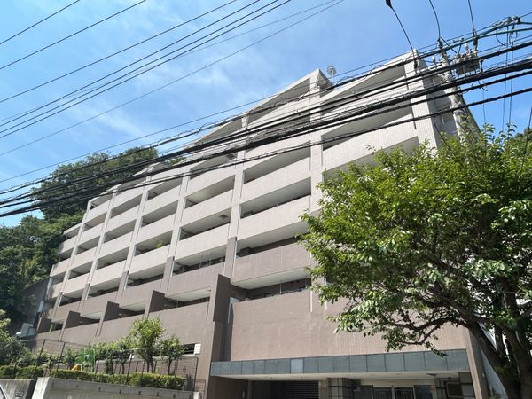 プレール鎌倉岡本 建物外観 プレール鎌倉岡本 建物外観