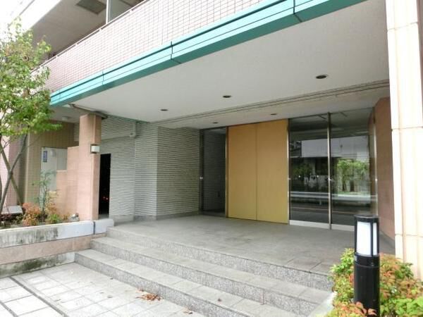 藤和鎌倉玉縄ホームズ弐番館 エントランス 藤和鎌倉玉縄ホームズ弐番館 エントランス