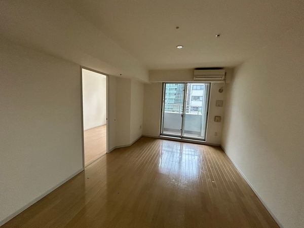 ディーグラフォート大阪N.Y.タワーHIGOBASHI エアコンは撤去します ディーグラフォート大阪N.Y.タワーHIGOBASHI エアコンは撤去します