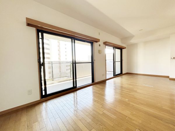 フォルム千里中央 LDK約16.7帖 フォルム千里中央 LDK約16.7帖