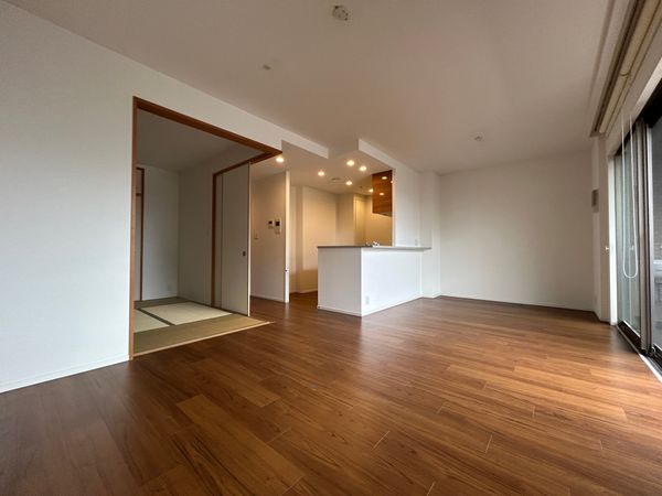 パークホームズ千里中央 約16.4帖のLDK パークホームズ千里中央 約16.4帖のLDK