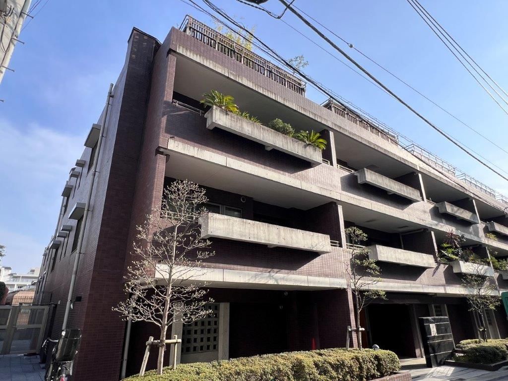 代々木デュープレックス 建物外観 代々木デュープレックス 建物外観