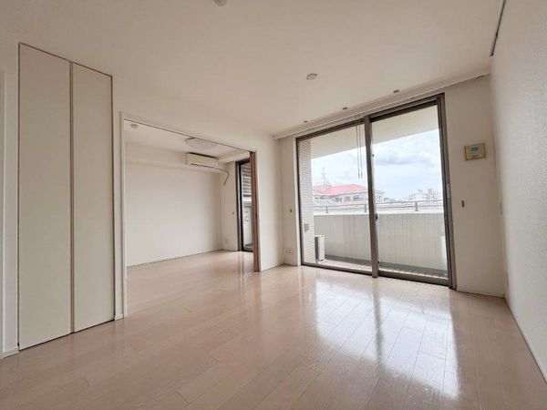 パークハウス用賀三丁目グレーヌ リビング・居室 パークハウス用賀三丁目グレーヌ リビング・居室