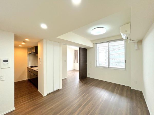 ピアース高田馬場 寝室とは引き戸、LDには床暖房ございます。 ピアース高田馬場 寝室とは引き戸、LDには床暖房ございます。