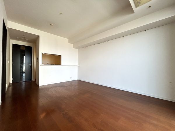 プリズムタワー 清掃前です プリズムタワー 清掃前です