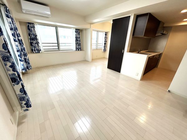 アルファタワー・札幌ステーションフロント リビングダイニングキッチン(約13.5帖) アルファタワー・札幌ステーションフロント リビングダイニングキッチン(約13.5帖)