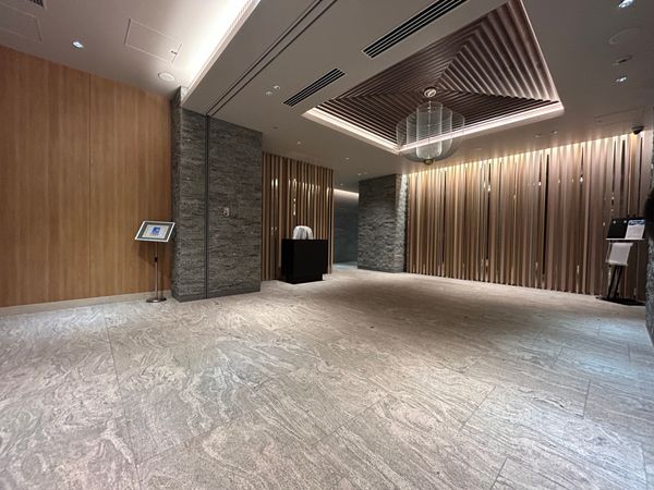 ブランズタワー札幌大通公園 エントランスホール ブランズタワー札幌大通公園 エントランスホール
