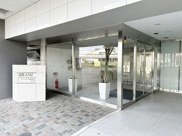ブランズ札幌桑園駅前ウエスト エントランス ブランズ札幌桑園駅前ウエスト エントランス