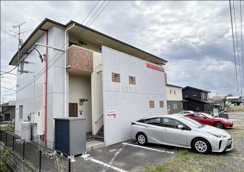 スカイフレンド東中田 鉄筋コンクリート造(RC造)♪バルコニー付き南向き住戸♪ スカイフレンド東中田 鉄筋コンクリート造(RC造)♪バルコニー付き南向き住戸♪