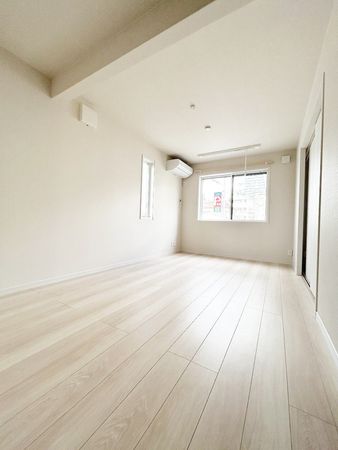 ラ・メゾン木町通 リビング/居室 ラ・メゾン木町通 リビング/居室