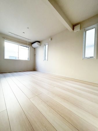 ラ・メゾン木町通 リビング/居室 ラ・メゾン木町通 リビング/居室