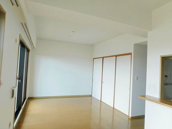 パラッシオ小田原弐番館 リビング パラッシオ小田原弐番館 リビング