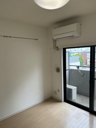アヴァンツァーレ一番町 リビング・居室 アヴァンツァーレ一番町 リビング・居室