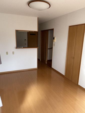 輝山 リビング 輝山 リビング