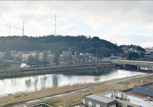ツインタワー広瀬川・春圃 眺望 ツインタワー広瀬川・春圃 眺望
