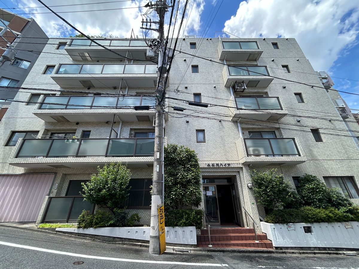 小石川ハイツ 建物外観 小石川ハイツ 建物外観