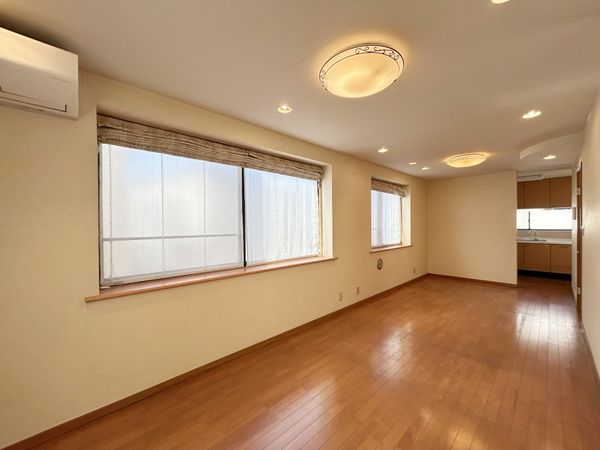 小日向1丁目戸建 リビング・居室 小日向1丁目戸建 リビング・居室