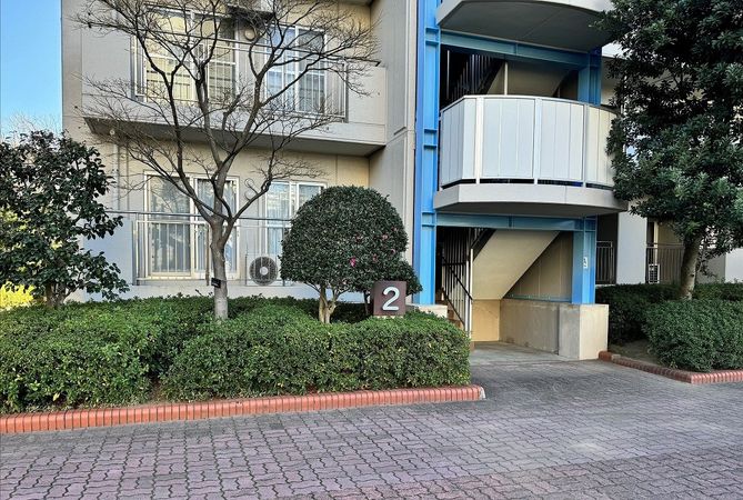 検見川マリンタウン団地2棟 エントランス 検見川マリンタウン団地2棟 エントランス