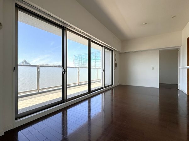 ステラガーデン幕張 リビングダイニング(約12.5帖) ステラガーデン幕張 リビングダイニング(約12.5帖)