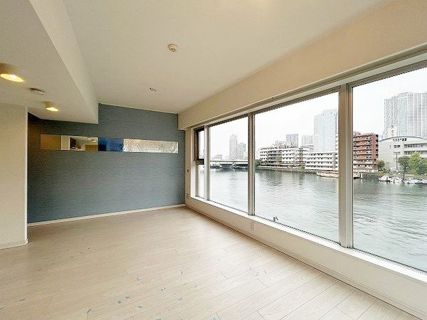 クレイス月島キャナルフロント リビングダイニング 朝潮運河を臨む(原状回復工事前) クレイス月島キャナルフロント リビングダイニング 朝潮運河を臨む(原状回復工事前)