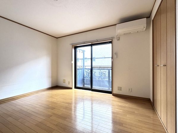 レジデンス南行徳 洋室(約7.6帖) レジデンス南行徳 洋室(約7.6帖)