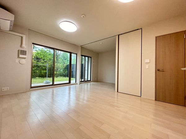 パークホームズ横浜本郷台リバーサイドヴィラ THE EAST リビング/居室 パークホームズ横浜本郷台リバーサイドヴィラ THE EAST リビング/居室