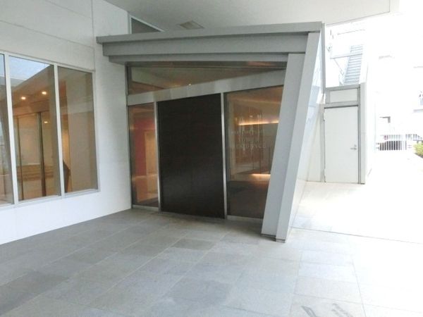 横浜ポートサイドプレイス タワーレジデンス エントランス 横浜ポートサイドプレイス タワーレジデンス エントランス