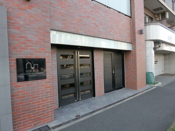 セルアージュ横濱桜木町ラフィネ マンション入り口 セルアージュ横濱桜木町ラフィネ マンション入り口