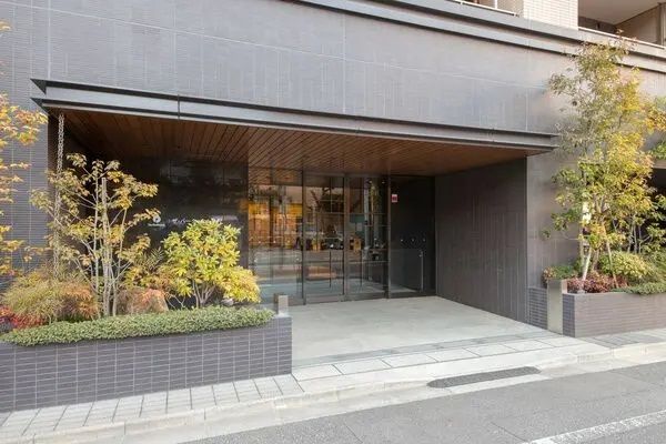 ザ・パークハウス上野 エントランス ザ・パークハウス上野 エントランス