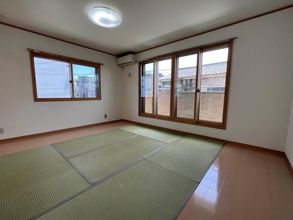 中十条3丁目戸建 照明器具は性能保証外 中十条3丁目戸建 照明器具は性能保証外