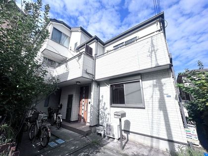 徳丸3丁目テラスハウス 外観(※自転車は敷地内に駐車可能です/台数は応相談) 徳丸3丁目テラスハウス 外観(※自転車は敷地内に駐車可能です/台数は応相談)