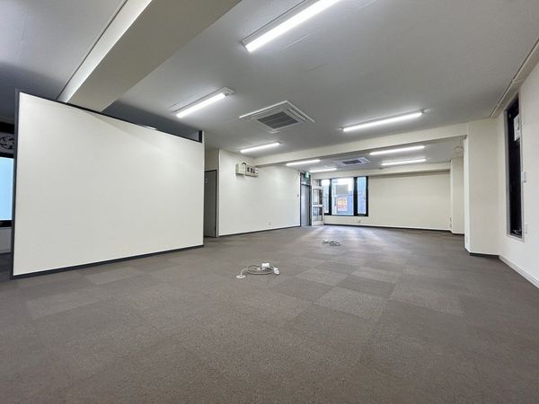 黒川ビル 室内写真(照明器具11灯・エアコン2基は性能保証除外) 黒川ビル 室内写真(照明器具11灯・エアコン2基は性能保証除外)