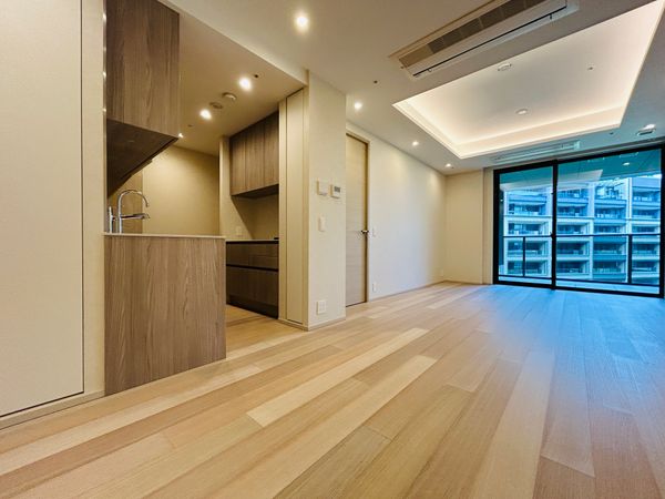 三田ガーデンヒルズ パークマンション リビングダイニングキッチン(約17.4帖) 三田ガーデンヒルズ パークマンション リビングダイニングキッチン(約17.4帖)