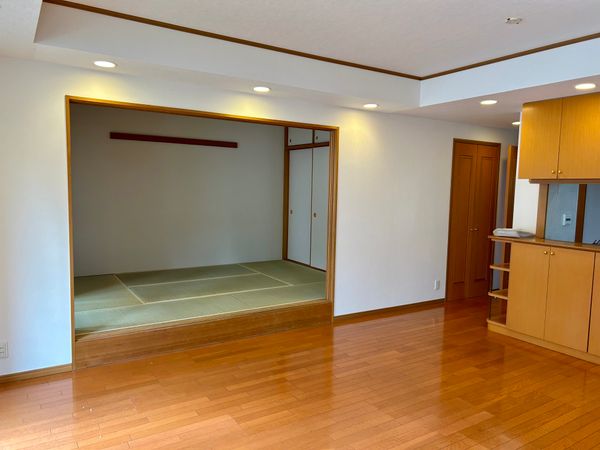 カルチェ上幟町 リビング・居室 カルチェ上幟町 リビング・居室