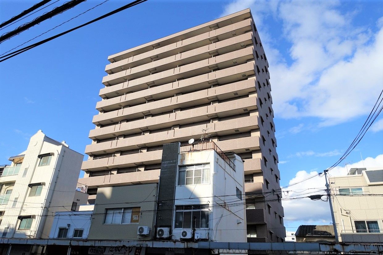 アルファライフ岡大医学部前 外観 アルファライフ岡大医学部前 外観